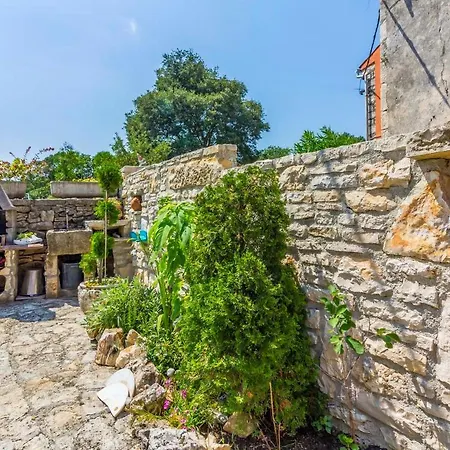 Prázdninový dům House 561 Rakalj
