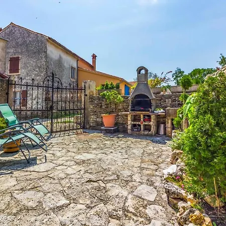 Dom wakacyjny House 561 *