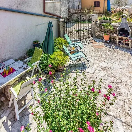 Dom wakacyjny House 561 Rakalj